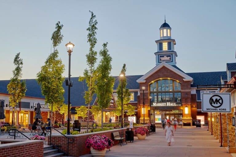 10 Best Shopping Malls in Connecticut You Should Visit